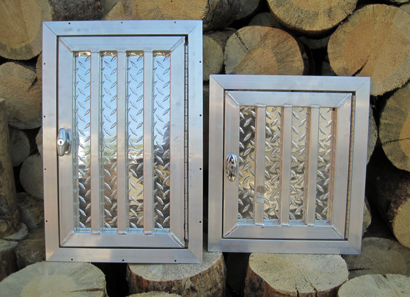 Aluminum store kennel doors